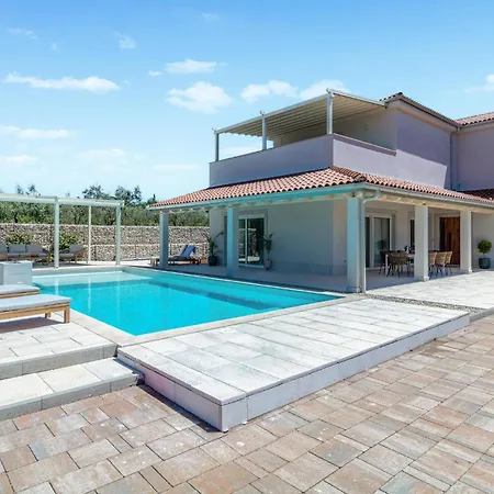 Сasa de vacaciones Awesome Home In Barban With Sauna Barban