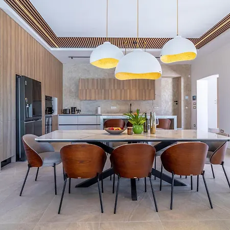 Lovely In With Kitchen *