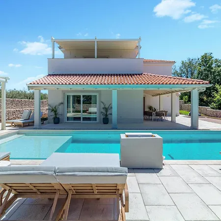 Beautiful In With Sauna Barban